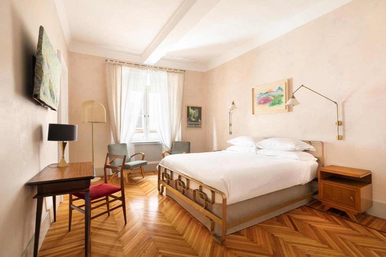 Casa Madama, A Burghesius * Roma