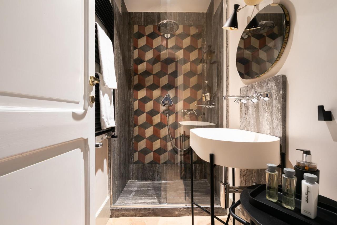 Casa Madama, A Burghesius Apartamento