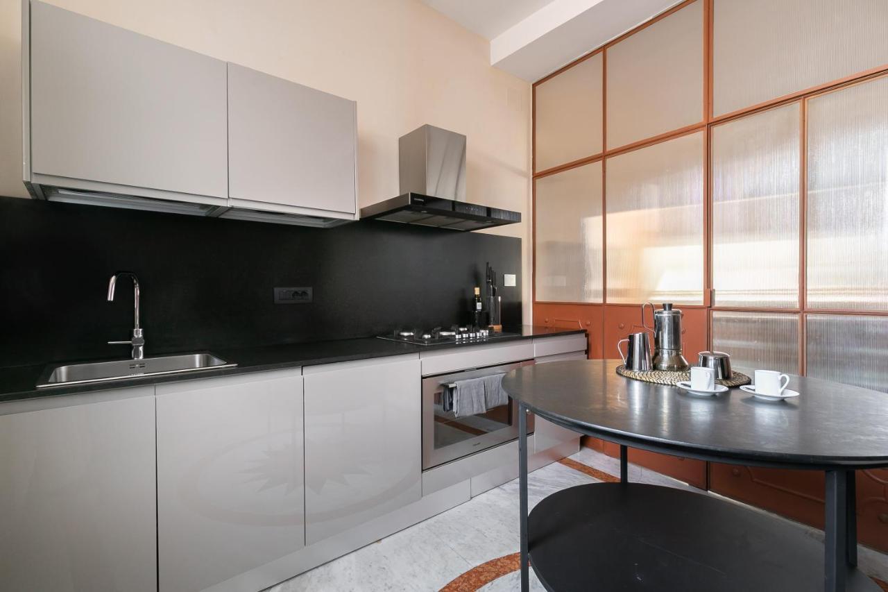 Appartamento Casa Madama, A Burghesius Roma